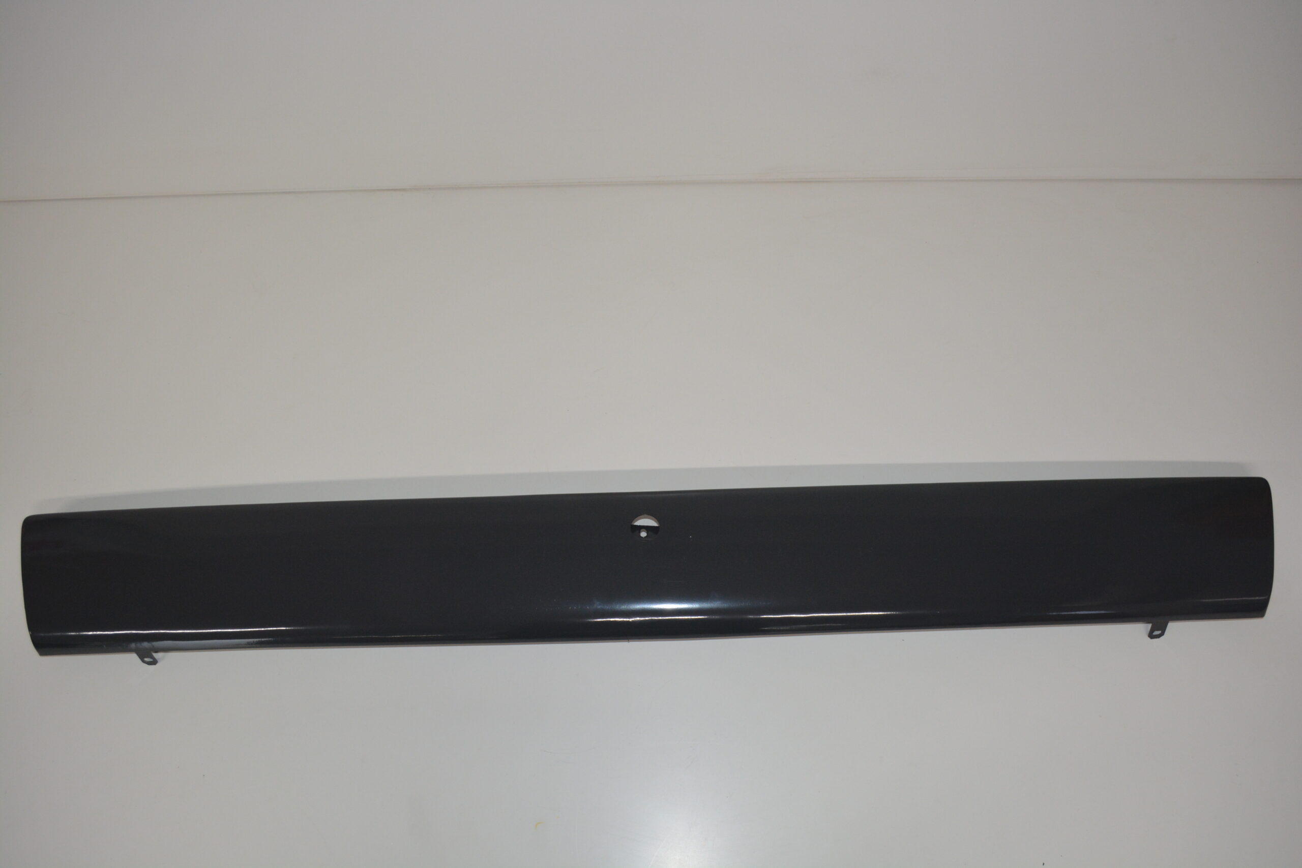FM/FH FRONT BUMPER BAR MIDDLE (STEEL)