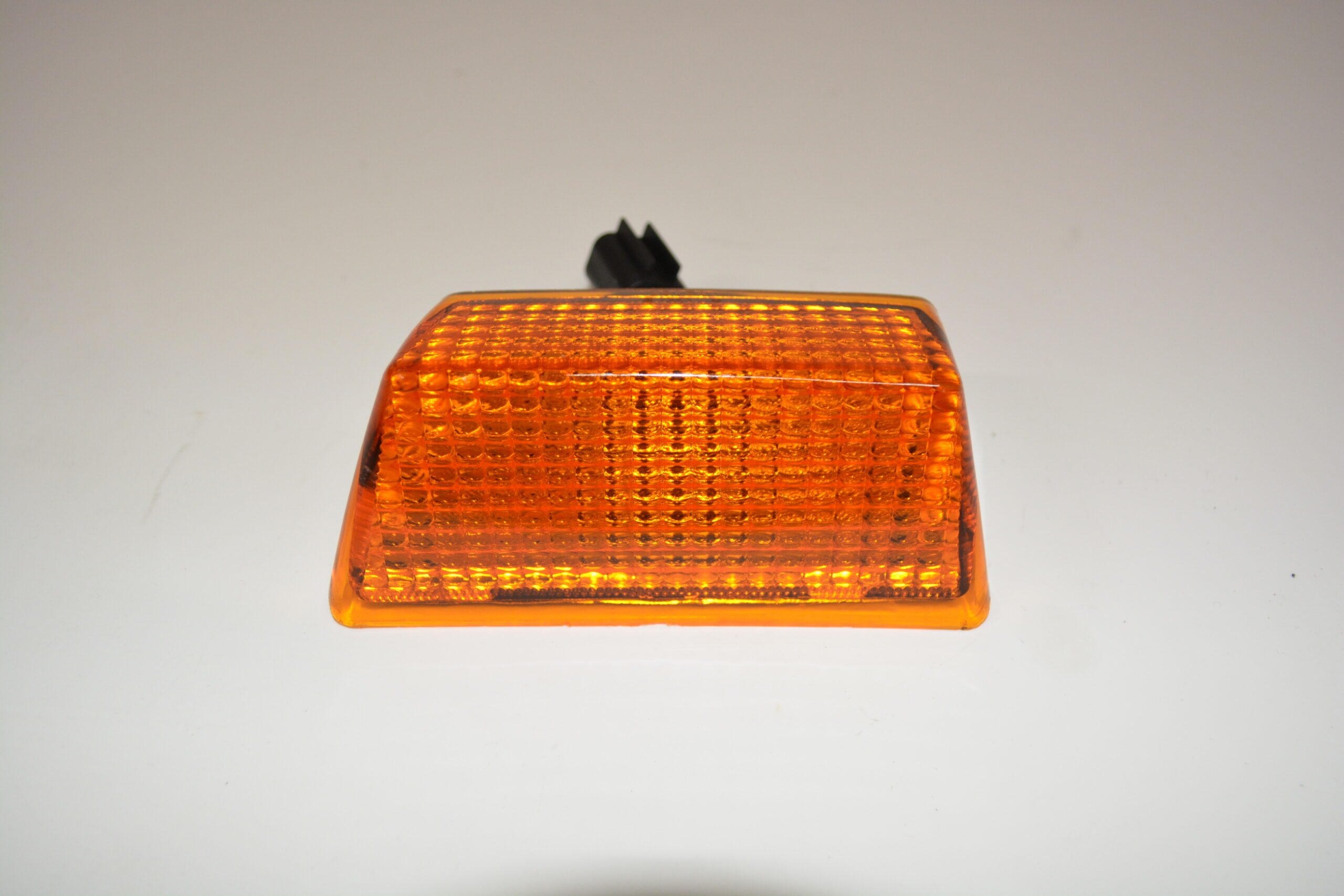 FM/FH/V2 CORNER LAMP/INDICATOR RHS