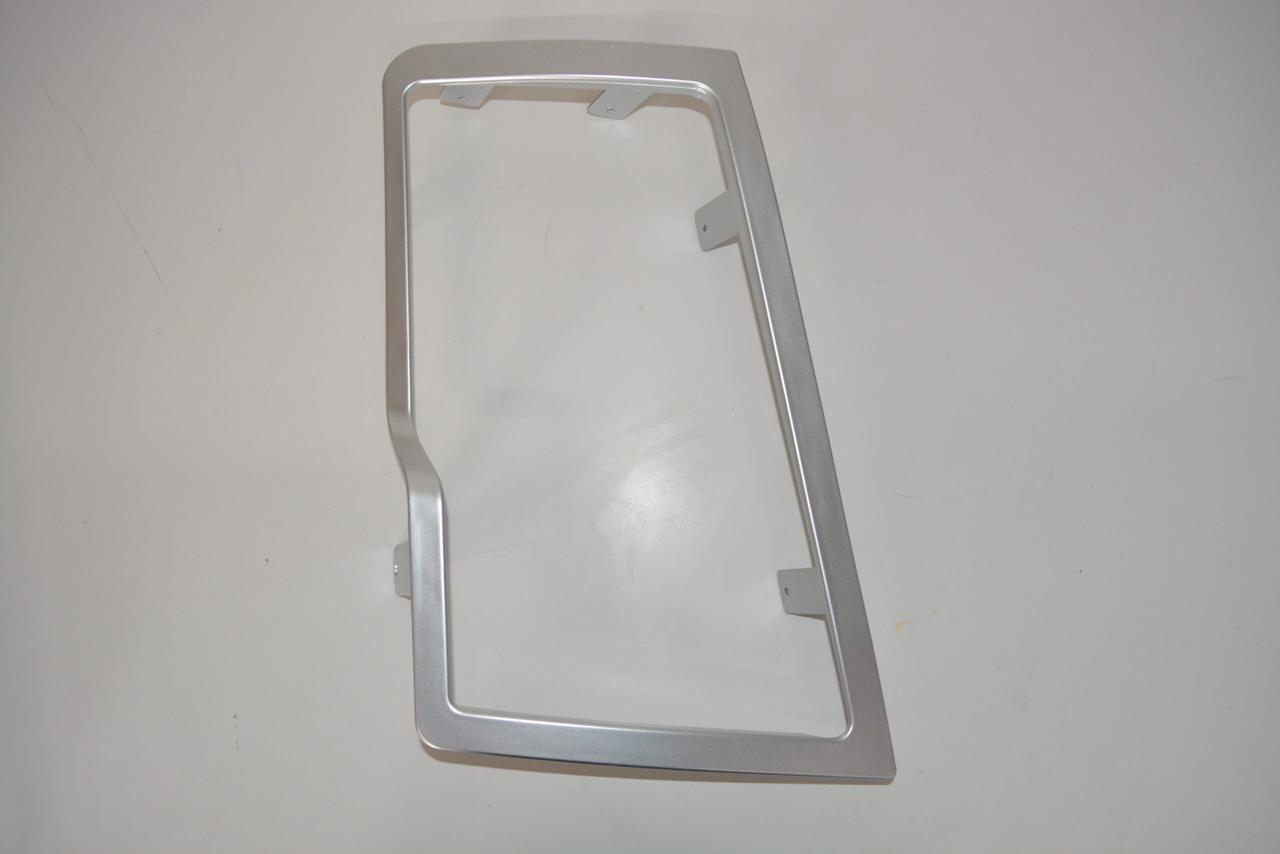 FM/FH RHS HEADLIGHT SURROUND/FRAME