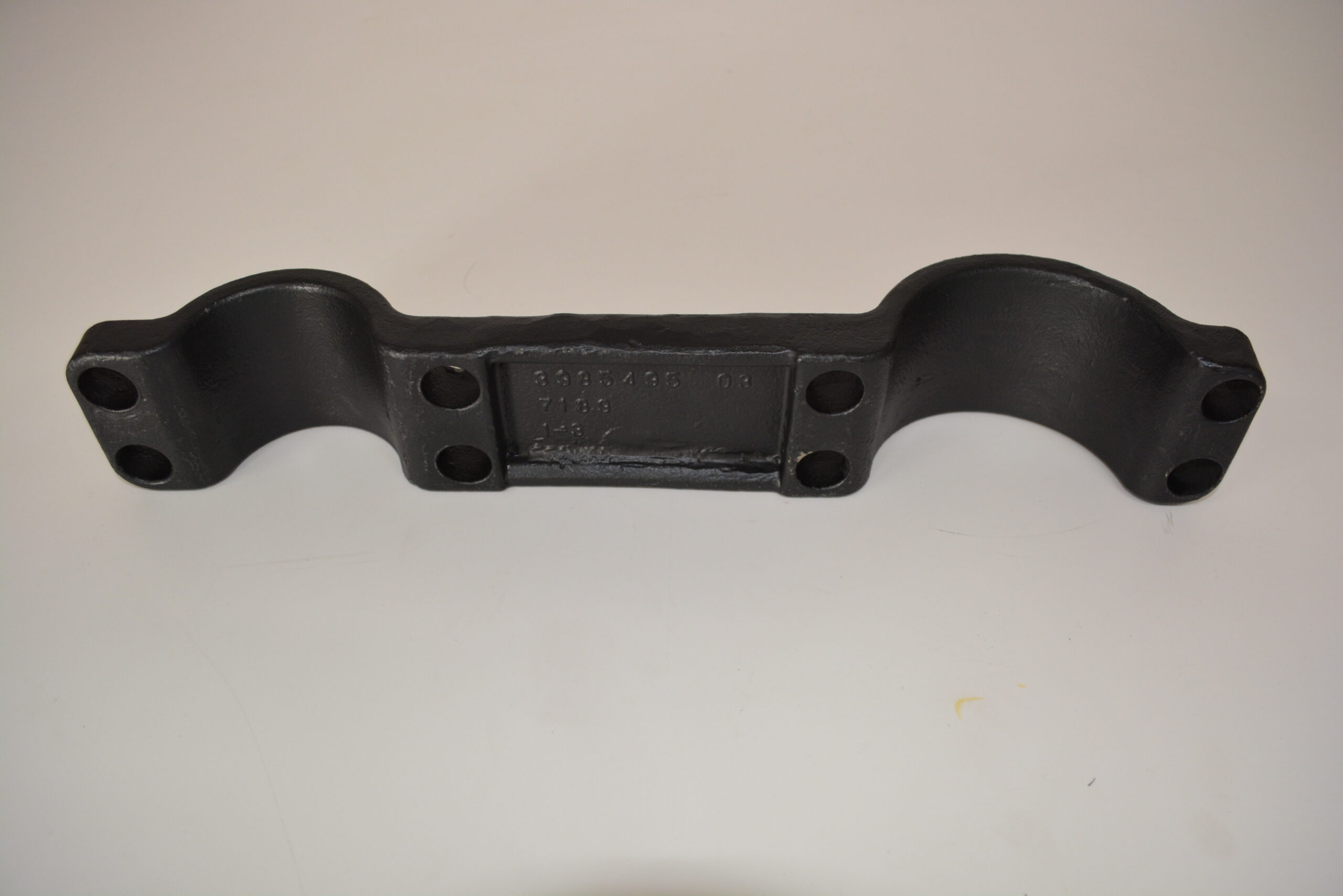 EARLY FM/FH REAR SWAY BAR SHACKLE